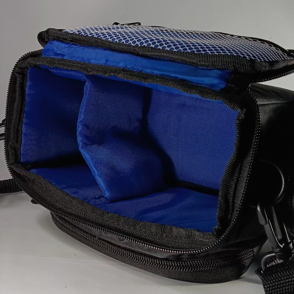 Case Logic Medium Camera Case - Picture 7 of 11